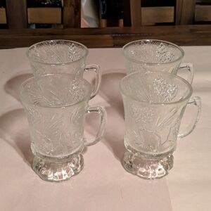 Elegant Glass Mug Set